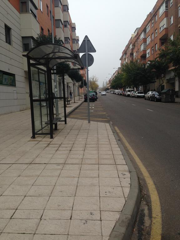 זמורה Hostal El Poligono מראה חיצוני תמונה