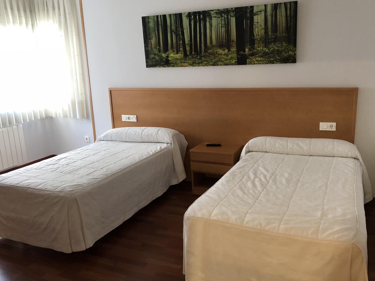 זמורה Hostal El Poligono מראה חיצוני תמונה