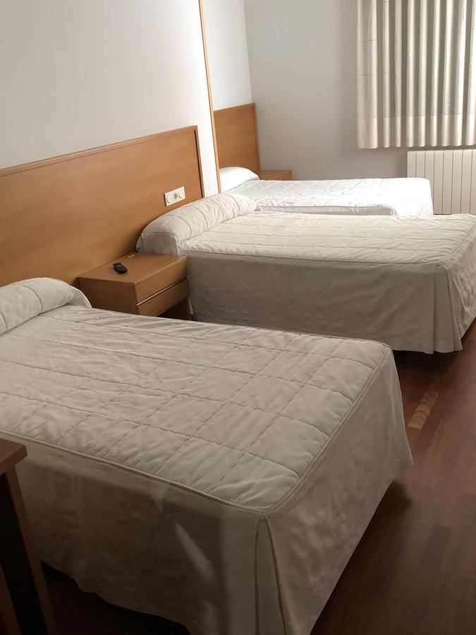 זמורה Hostal El Poligono מראה חיצוני תמונה